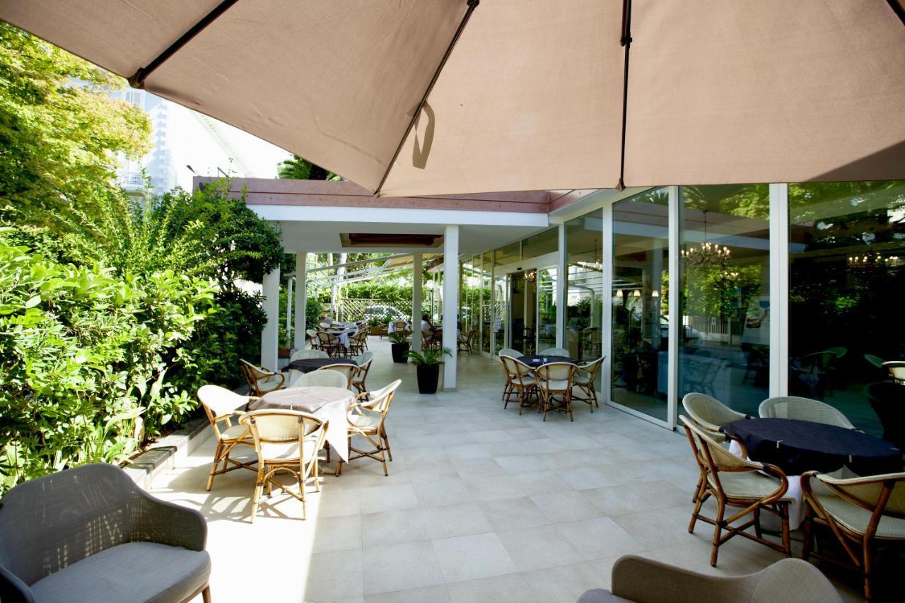 Hotel Maestri Riccione Dış mekan fotoğraf