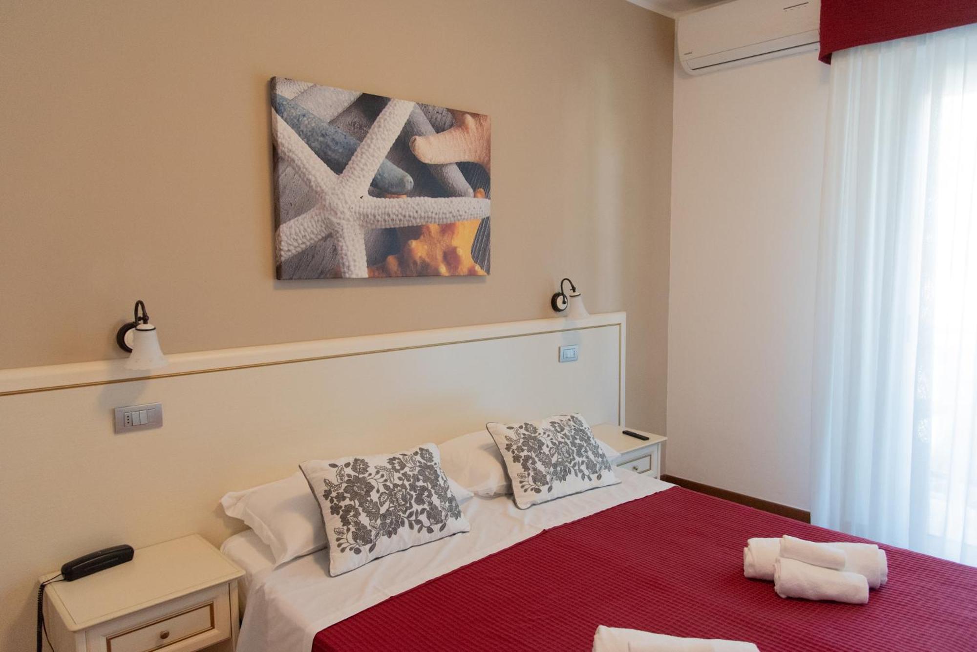 Hotel Maestri Riccione Dış mekan fotoğraf