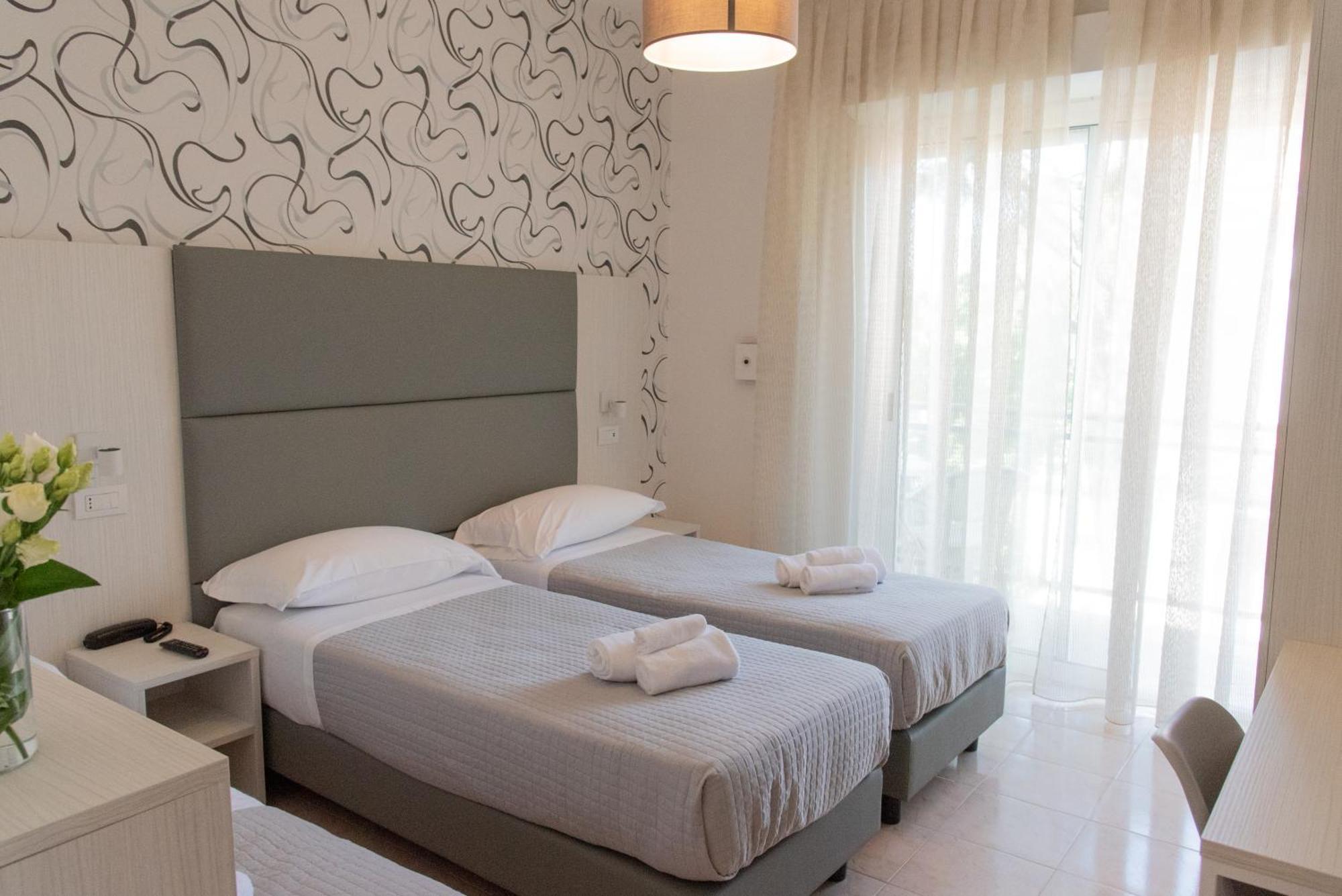 Hotel Maestri Riccione Dış mekan fotoğraf
